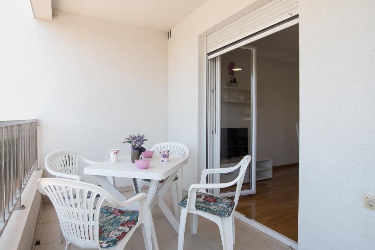 Apartments Mattea Makarska Eksteriør billede