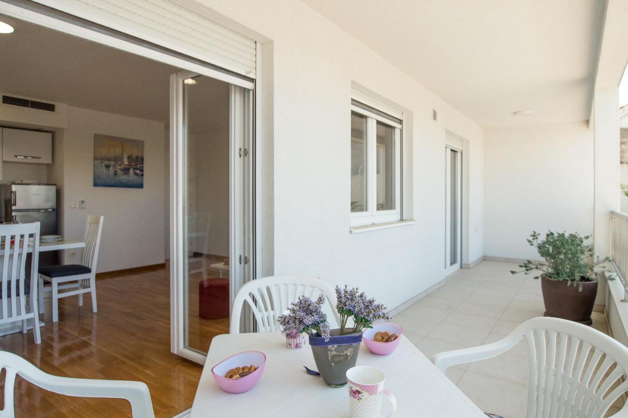 Apartments Mattea Makarska Eksteriør billede