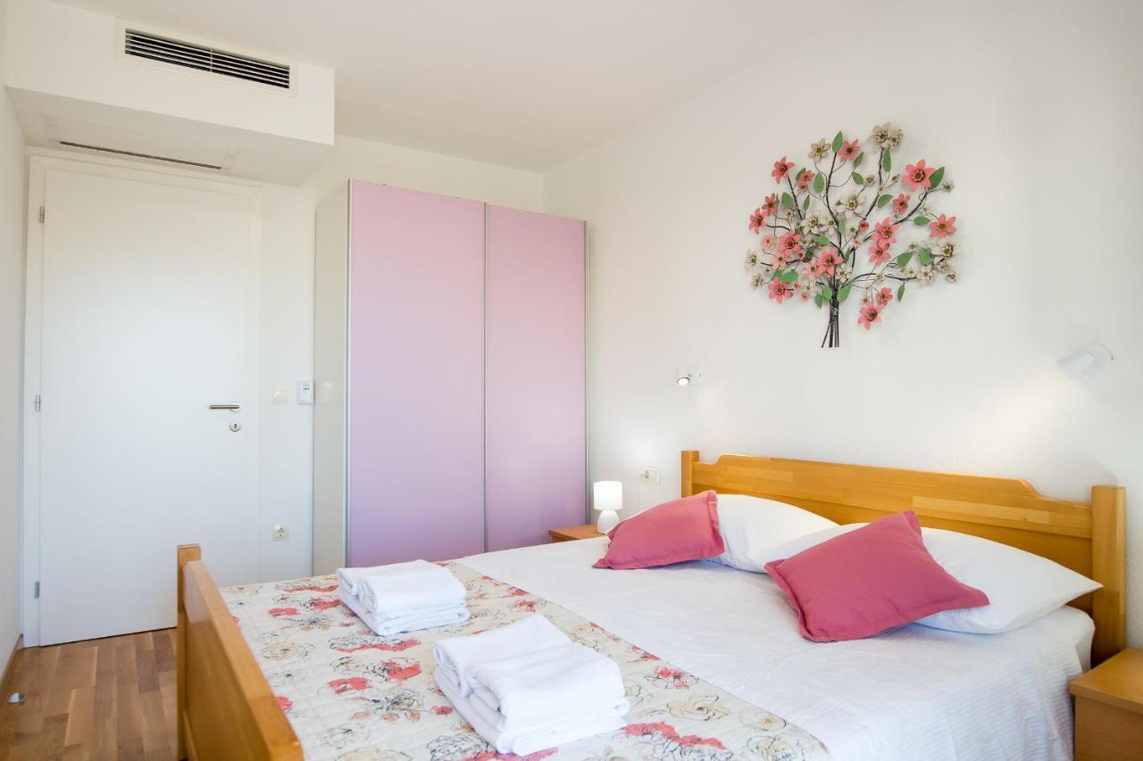 Apartments Mattea Makarska Eksteriør billede