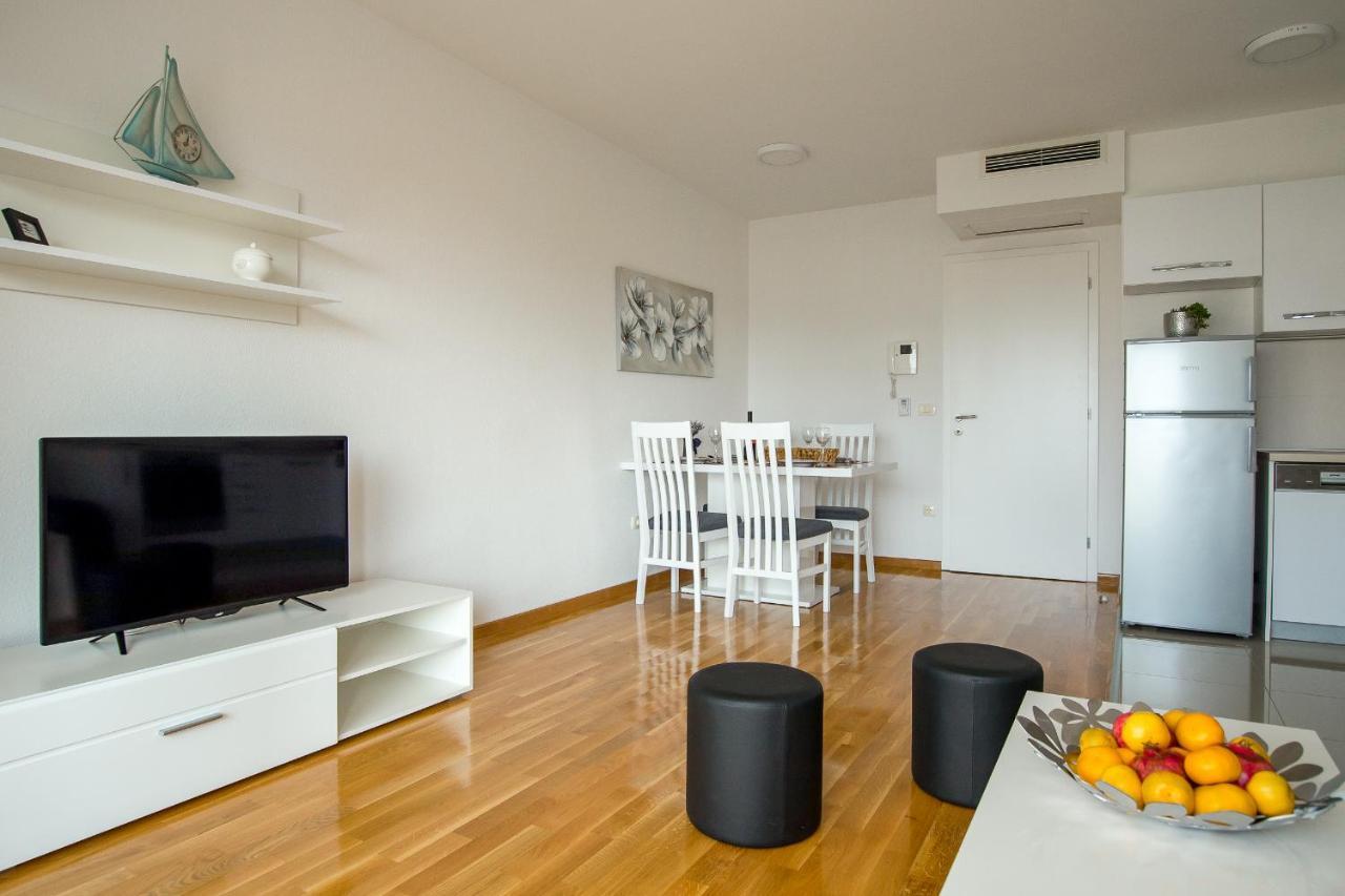 Apartments Mattea Makarska Eksteriør billede
